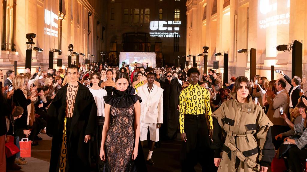 Detalle del desfile de UDIT.