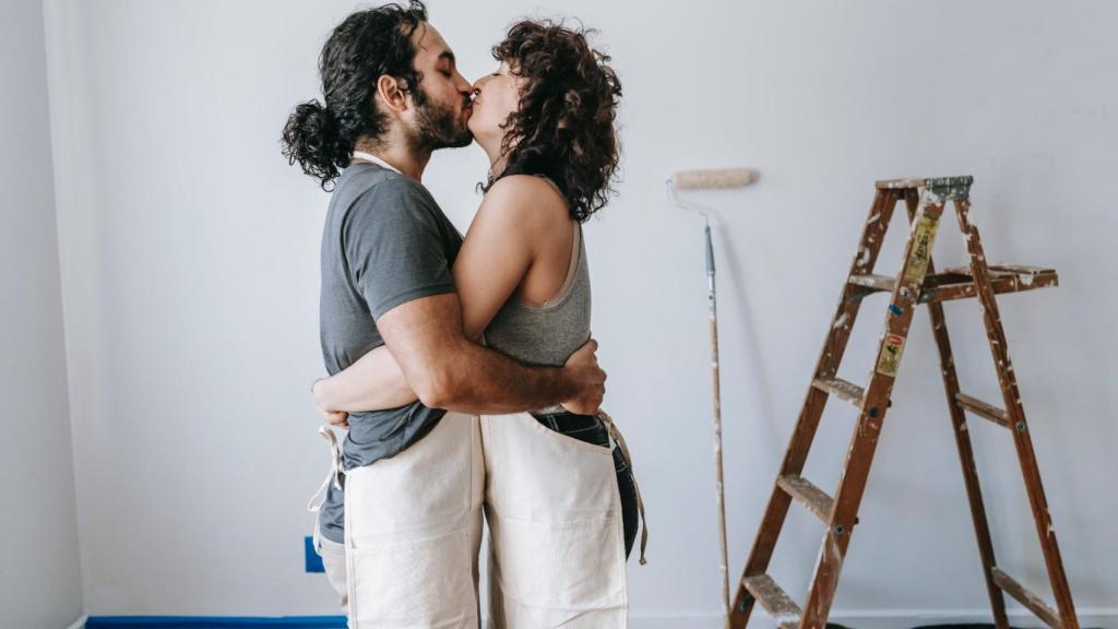 Fotograma de la serie 'Valeria'.