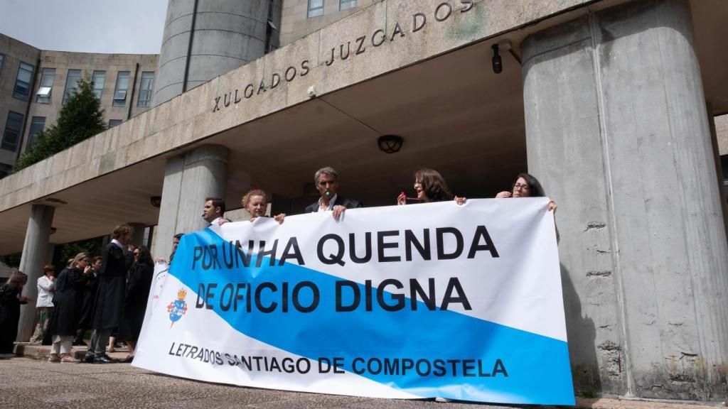 Manifestación de abogados del turno de oficio en Santiago en una foto de archivo.