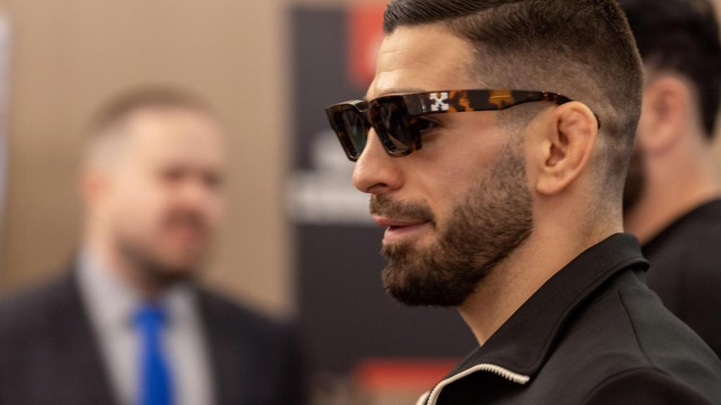 Ilia Topuria, en la rueda de prensa previa al UFC 298