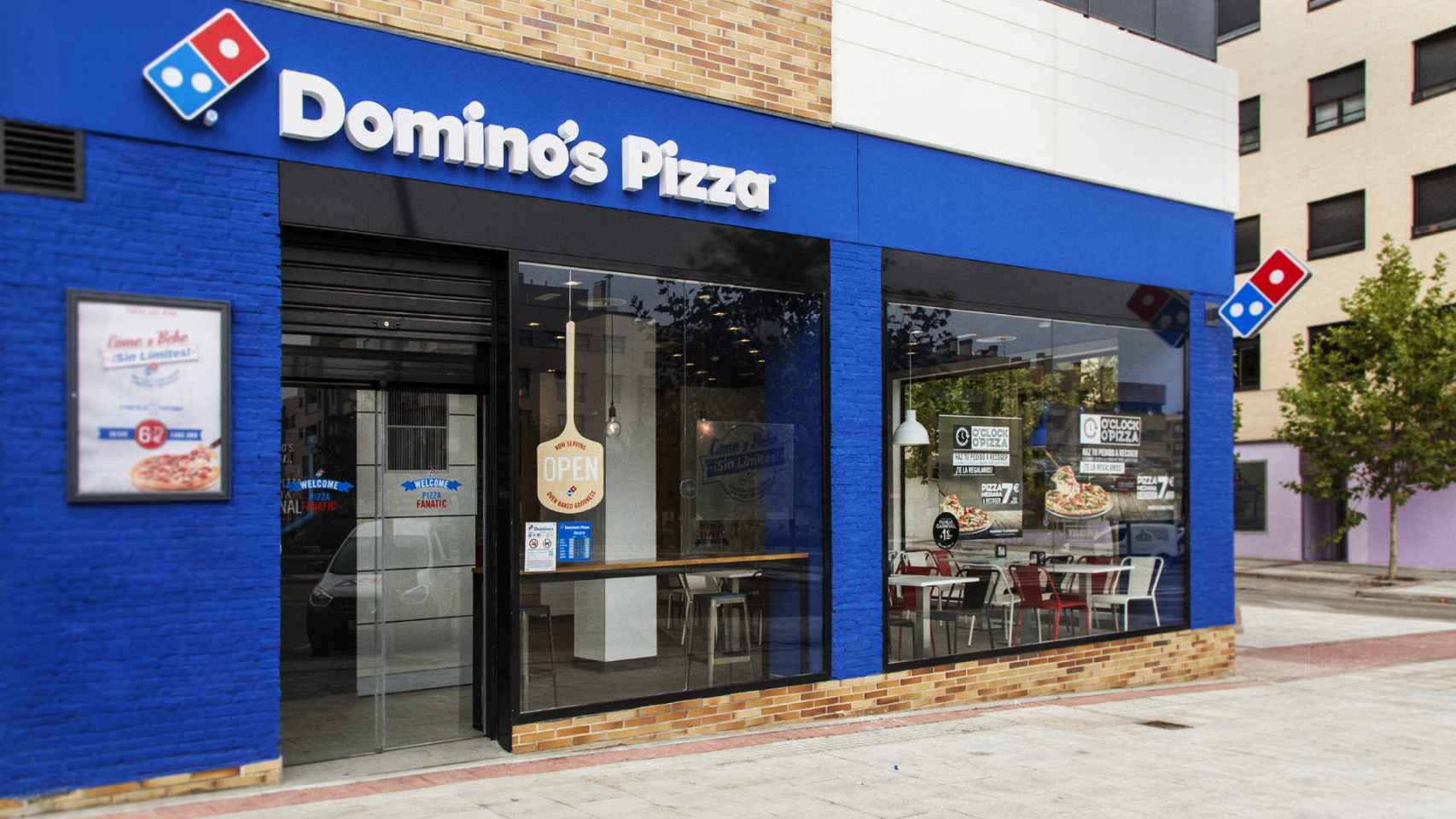Establecimiento de Domino's Pizza.