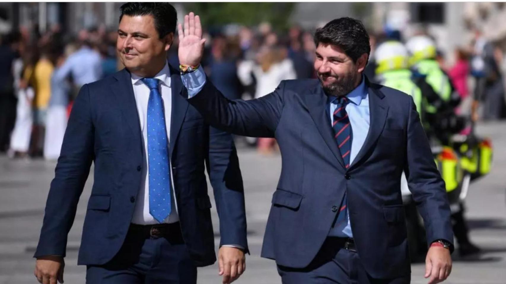 José Miguel Luengo (i) y Fernando López Miras, en una imagen de archivo en Madrid, a su llegada al Congreso de los Diputados