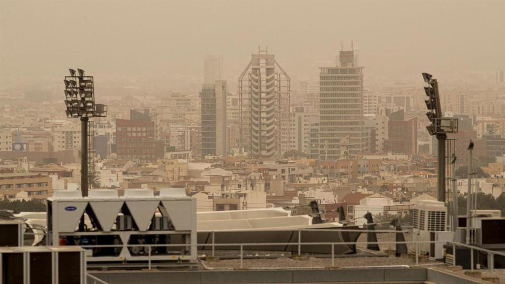 Llega la 'lluvia de sangre' a Madrid: horas y zonas afectadas.