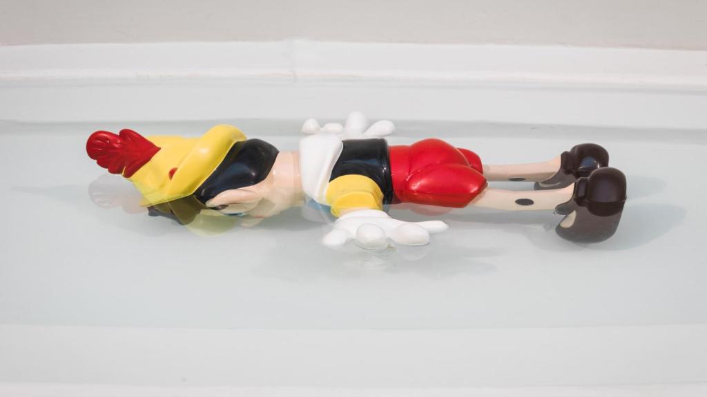 Maurizio Cattelan: 'Daddy, Daddy', 2008. Foto: Kristopher McKay, Solomon R. Guggenheim Foundation, Nueva York. © Maurizio Cattelan