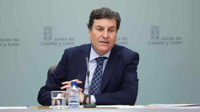El portavoz de la Junta, Carlos Fernández Carriedo, en rueda de prensa posterior al Consejo de Gobierno