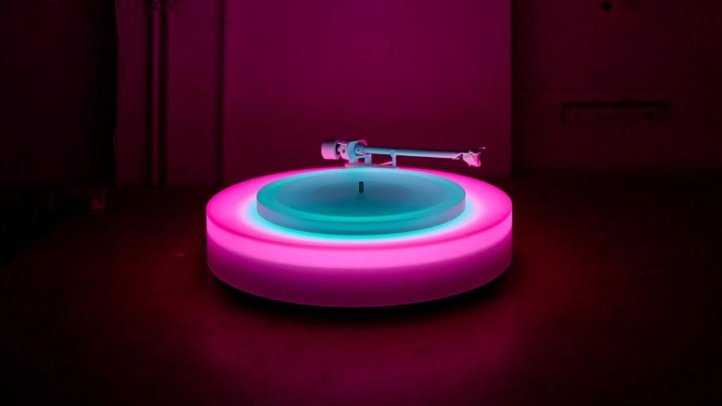 El tocadiscos Turntable II diseñado por Brian Eno