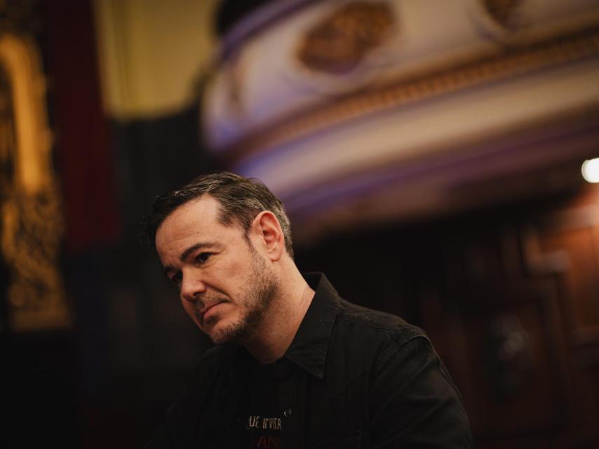 El actor Iván Labanda en el Teatro Nuevo Apolo de Madrid.