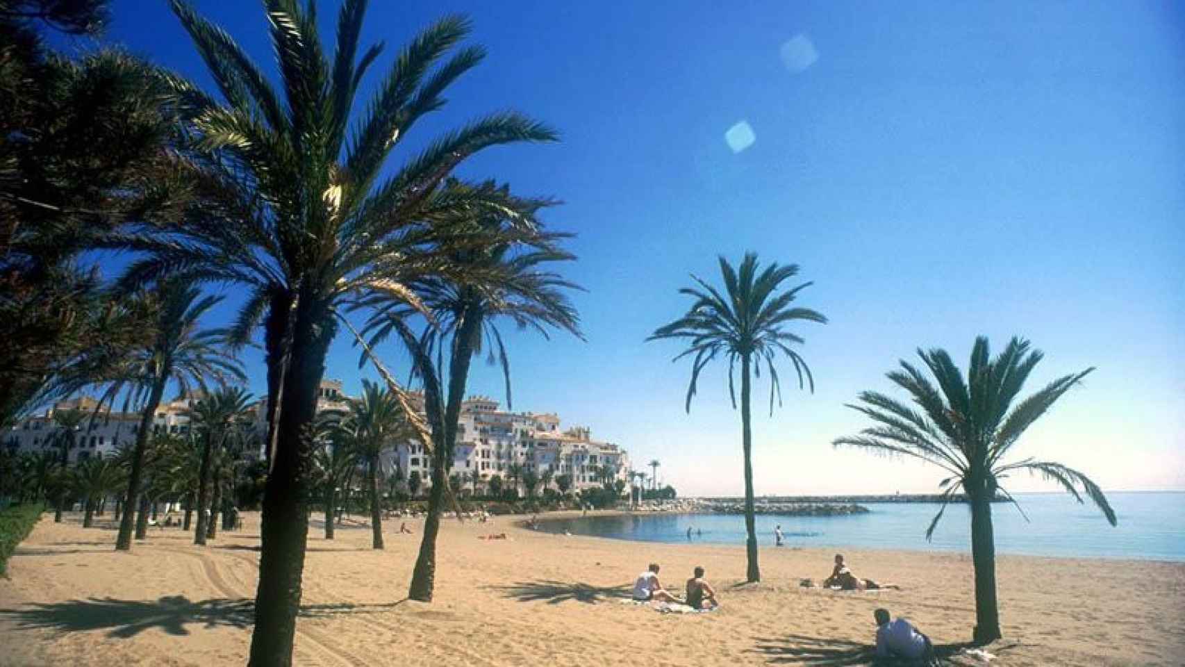 Imagen de la playa de Marbella.