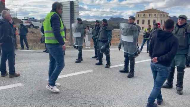 Enfrentamiento entre los agricultores de Villena y la Guardia Civil