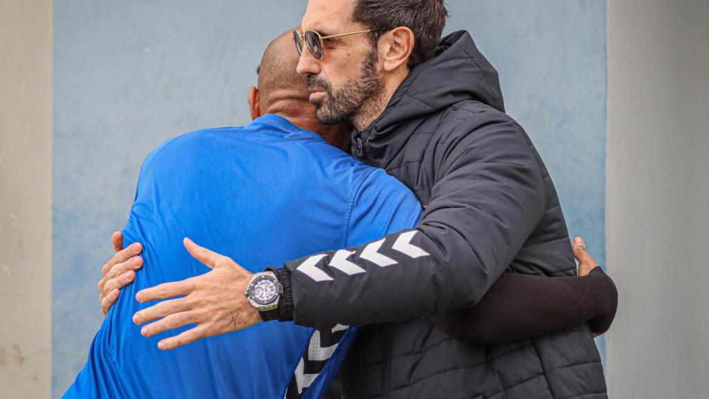 El exfutbolista Juanfran Torres muestra su apoyo a Nsue