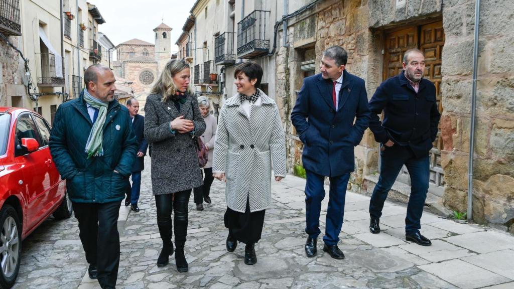 Isabel Rodríguez en Sigüenza (Guadalajara). Foto: Rafa Martín / Europa Press.