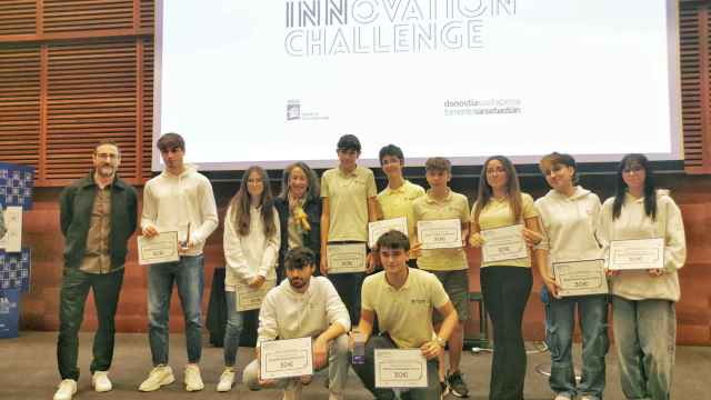 Foto de los premiados en el Donostia Innovation Challenge.