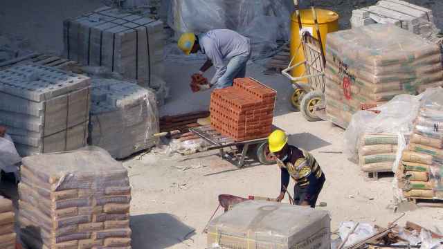 Trabajadores extranjeros en el sector de la construcción.