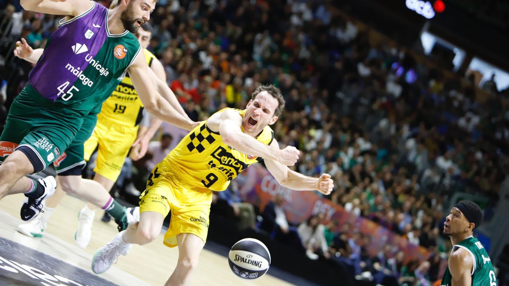 Marcelinho Huertas durante el Unicaja vs. Lenovo Tenerife de la Copa del Rey