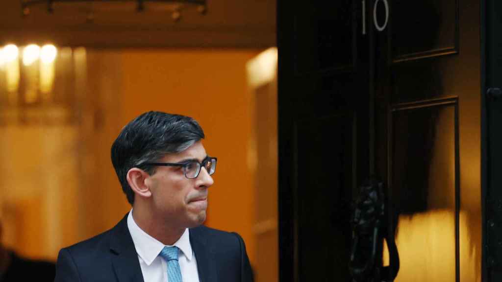 El primer ministro de Reino Unido, Rishi Sunak, este jueves en Downing Street.