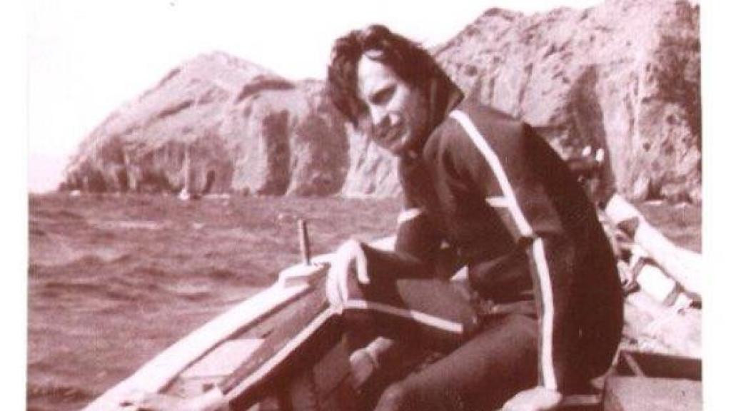 Vázquez-Figueroa en su época de buceador, en 1958.