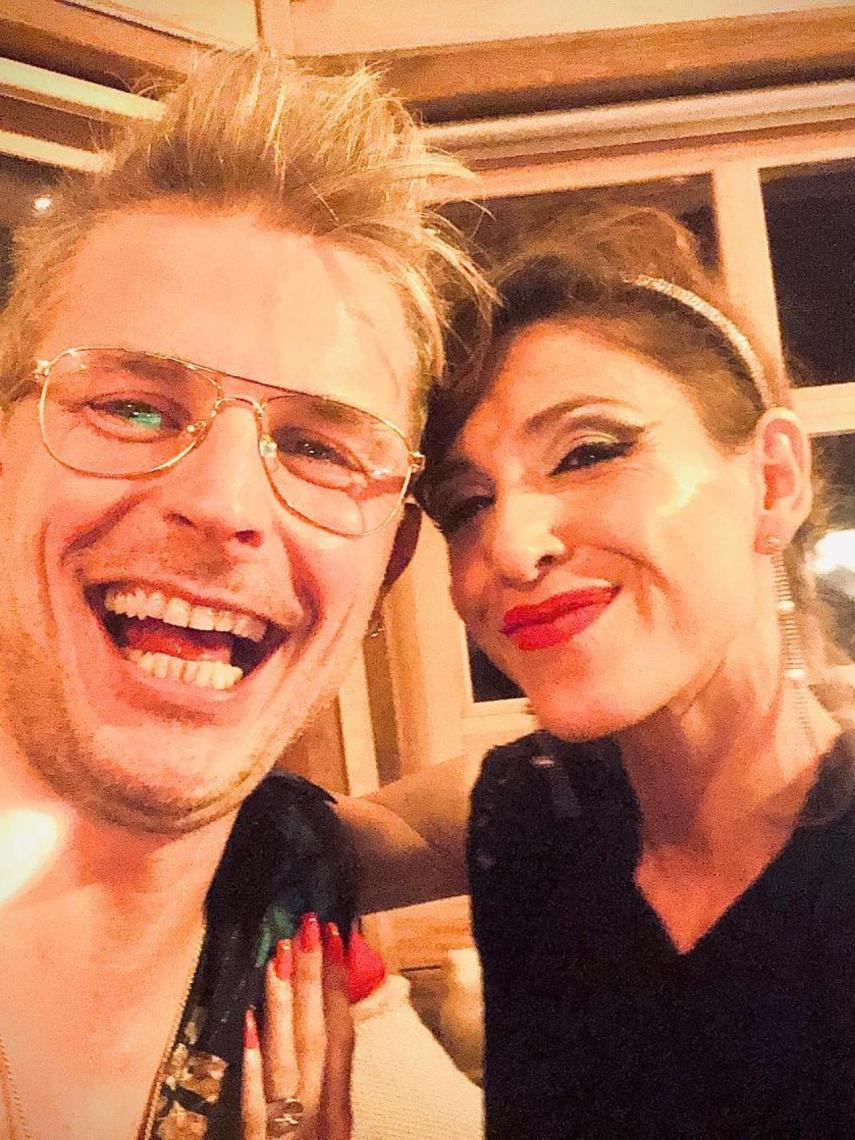 Oskar Salcedo y su viuda, Daniela Costa, en una imagen de sus redes sociales.