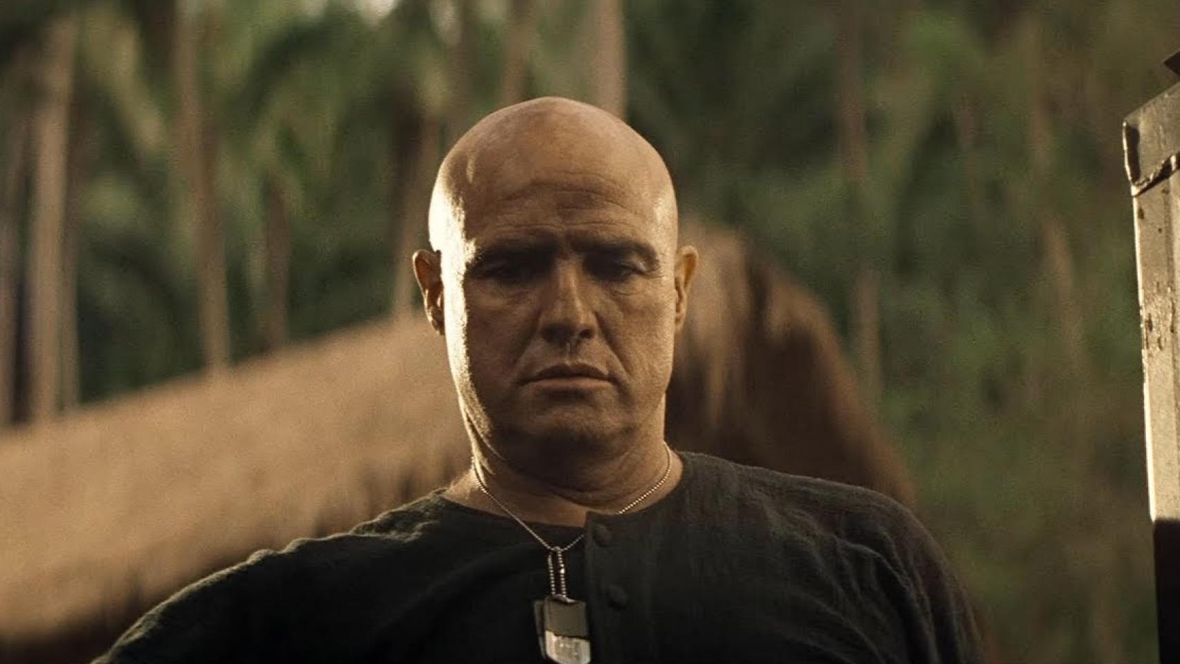 Marlon Brando como el coronel Kurtz en 'Apocalypse Now'