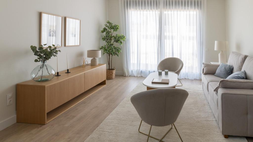 Interior de una de las viviendas de Aedas Homes en Entrenúcleos.