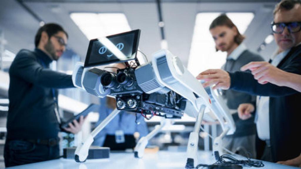 Imagen de la adjudicación de ayudas por parte de Ivace para la innovación.