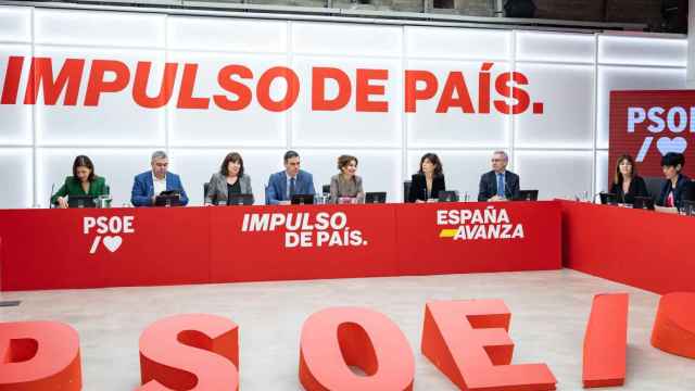 Pedro Sánchez presiden la Ejecutiva del PSOE, en la sede madrileña de la calle Ferraz.
