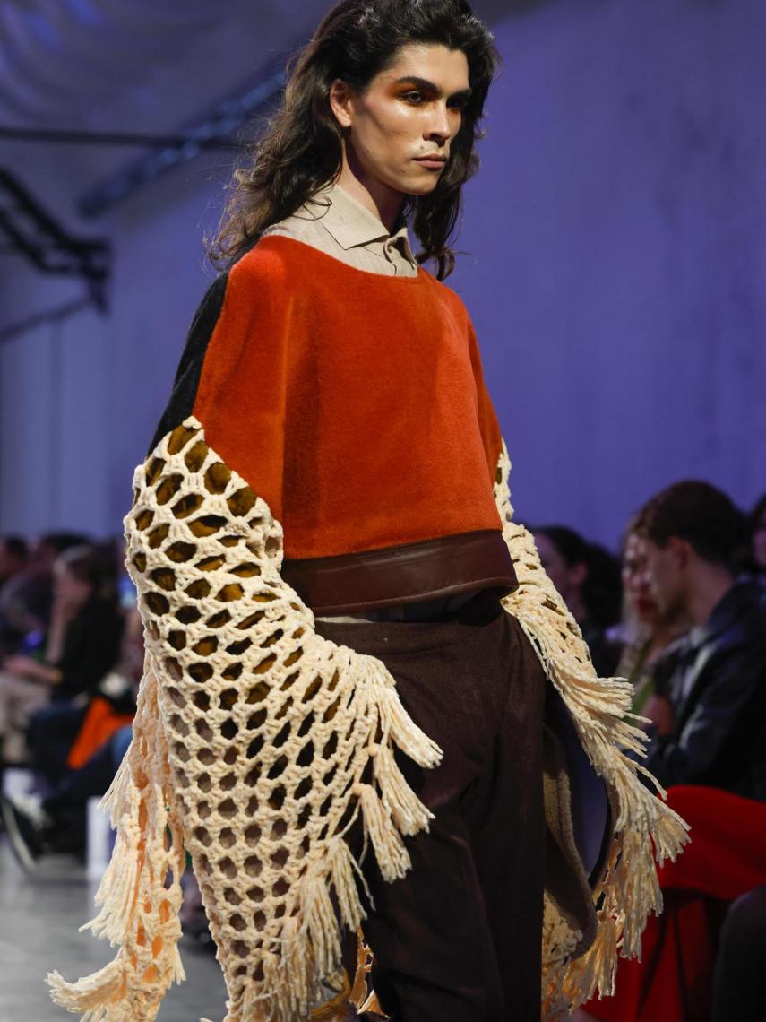 Detalle del desfile de ANGEL SCHLESSER.