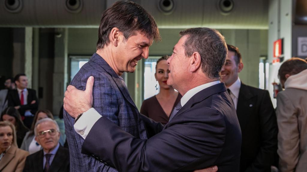 Emiliano García-Page y Fernando Morientes