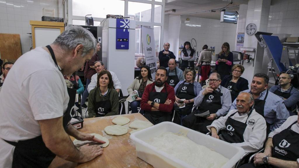 I Jornada del Pan en el Obrador El Molino de Carbonero el Mayor.