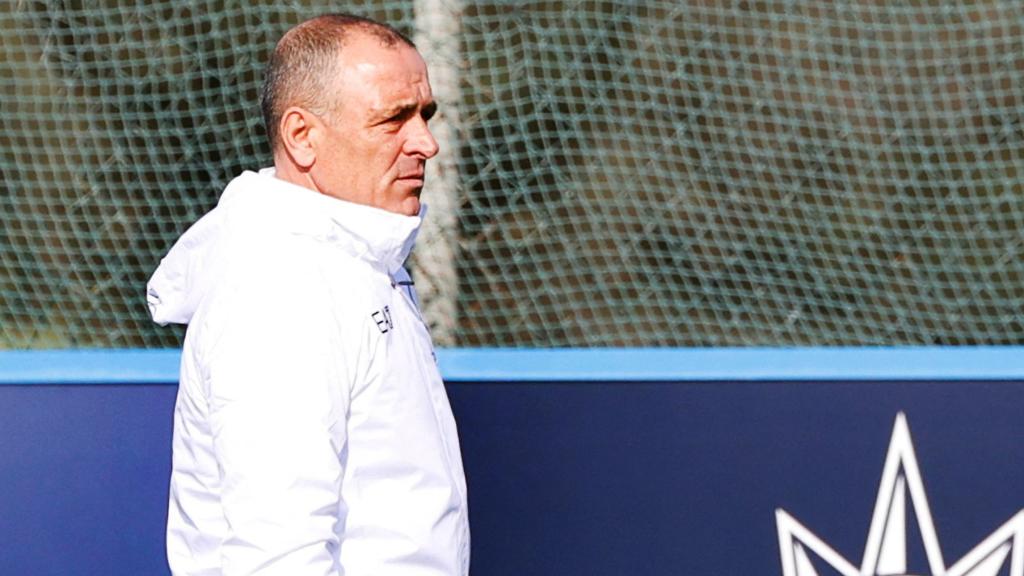 Francesco Calzona, en su primer entrenamiento al frente del Nápoles.