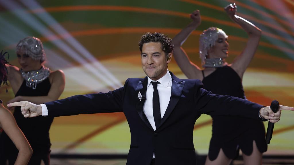 El cantante David Bisbal durante su actuación en la ceremonia de los Premios Goya 2024.
