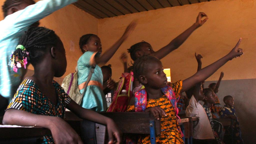 Niños en el colegio, en Mali.