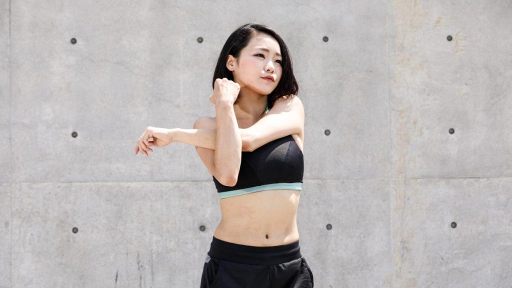 Con tan solo una toalla y sin esfuerzo, las japonesas consiguen un vientre plano.