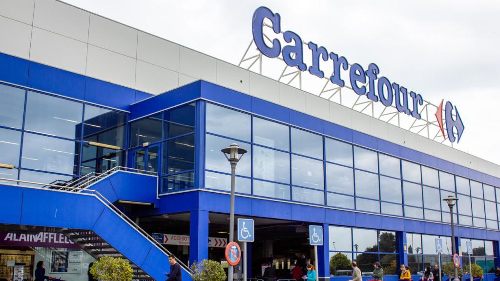 Aceite de oliva a mitad de precio: el bombazo de Carrefour que se agotará en horas en España