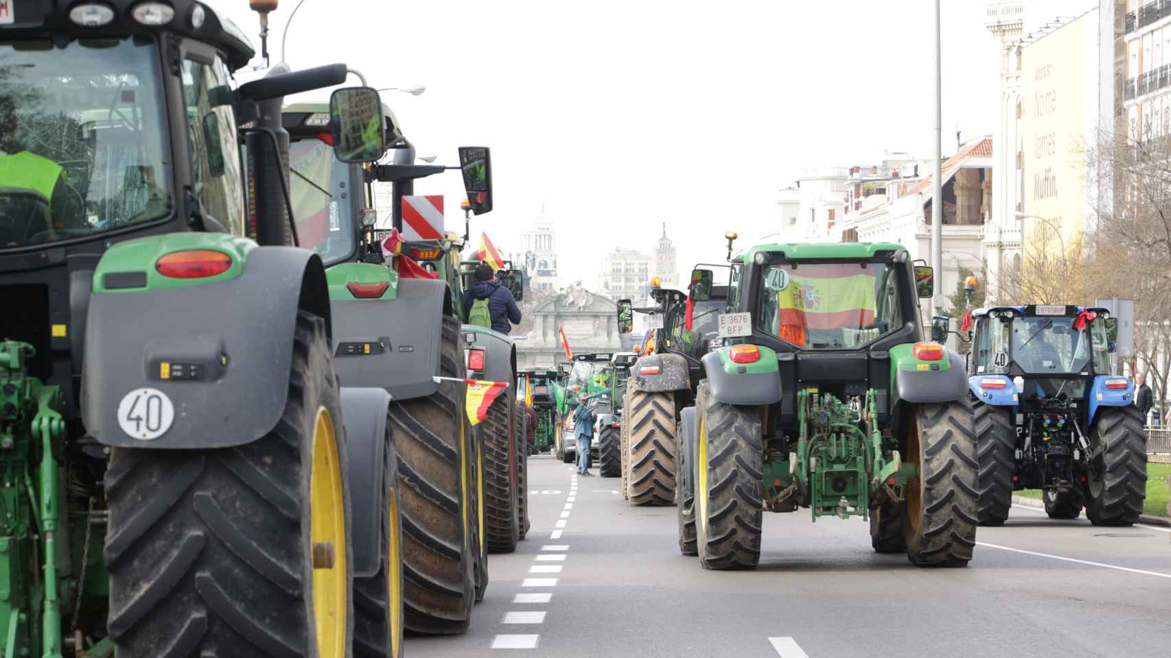 Tractoradas en Madrid camino de la Puerta de Alcalá