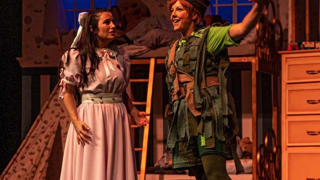 Peter y Wendy en el musical.