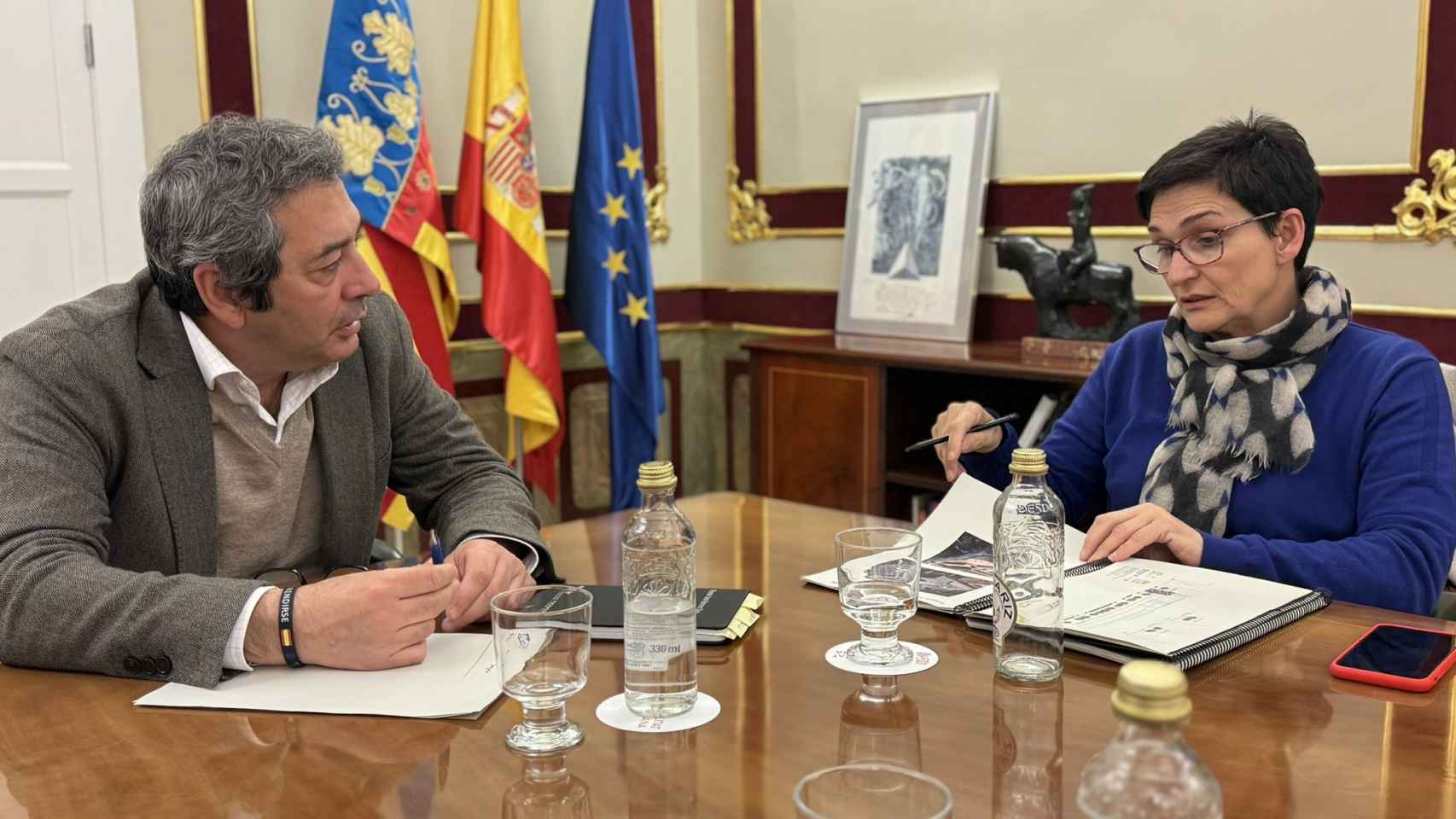 Vicente Barrera y Nuria Enguita en una reunión reciente.