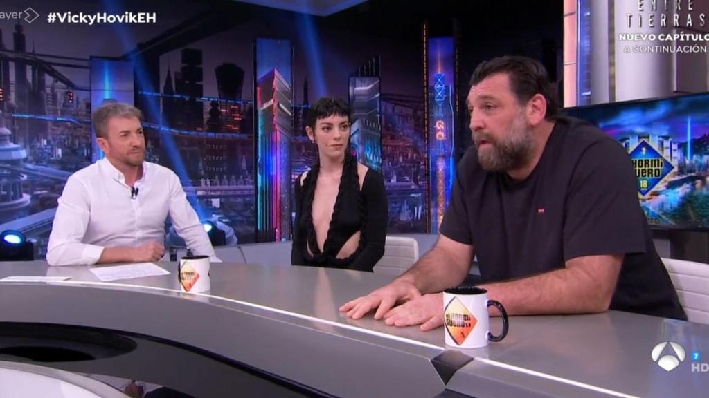 Vicky Luengo en ‘El Hormiguero’ junto a Pablo Motos y Hovik Keuchkerian.
