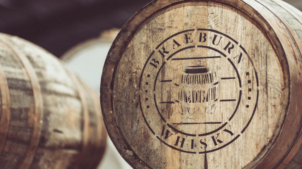 Una barrica con las que especula Braeburn Whisky.