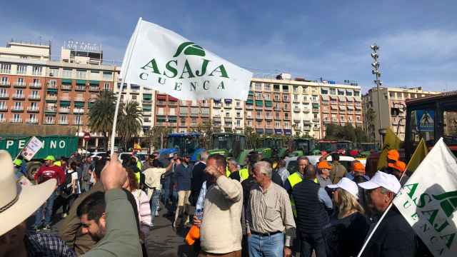 Protestas de agricultores castellano-manchegos en Valencia. Foto: ASAJA.