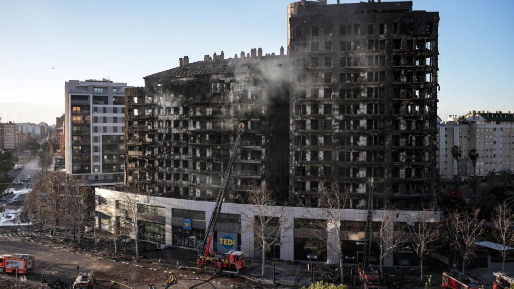 Los edificios de Valencia el día después del incendio