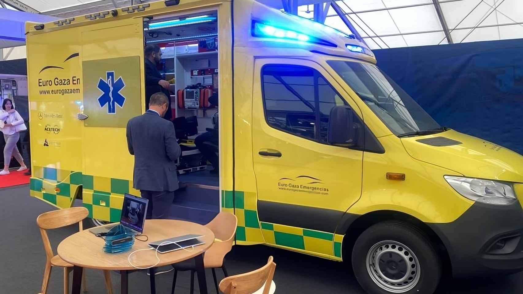 Una de las ambulancias digitales de Zerintia y EuroGaza.