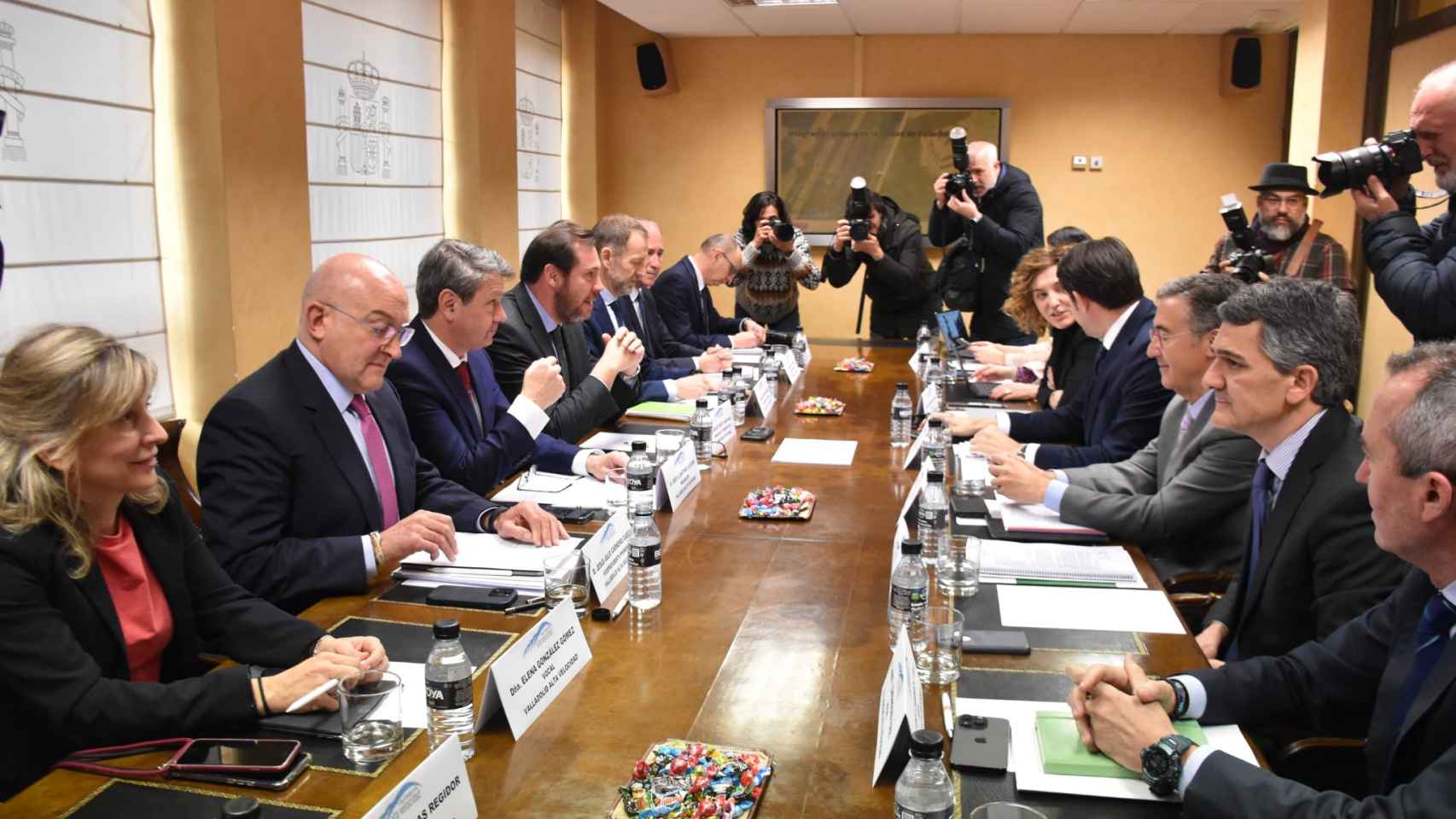 Reunión de la Sociedad Valladolid Alta Velocidad, con la presencia del ministro Óscar Puente