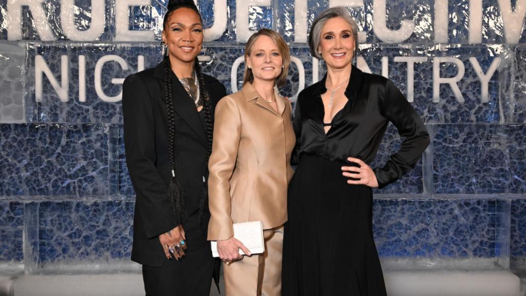 Kali Reis, Jodie Foster e Issa Lopez en la premiere de la temporada