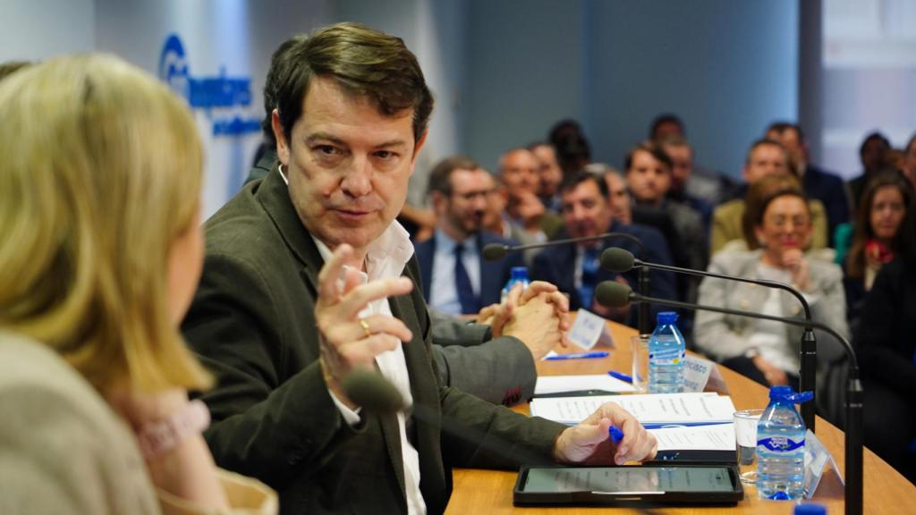 El presidente de la Junta, Alfonso Fernández Mañueco, en la Junta Directiva Autonómica del PPCyL, este viernes.