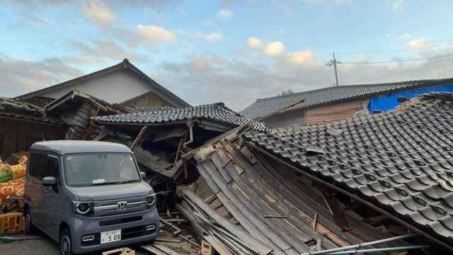 Una de las bodegas afectadas por el terremoto de Japón.