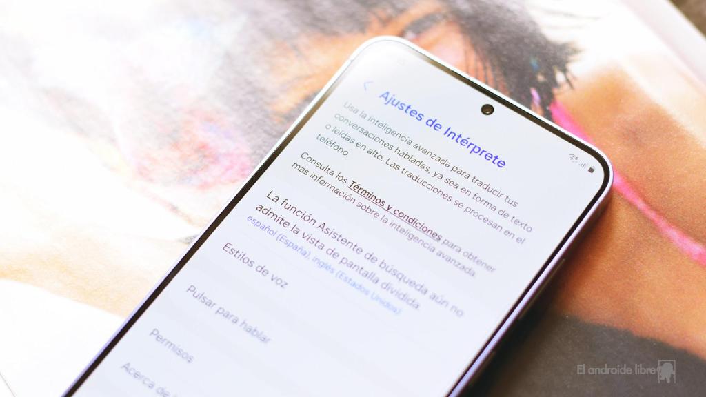 Imagen del modo intérprete del Samsung Galaxy S24+