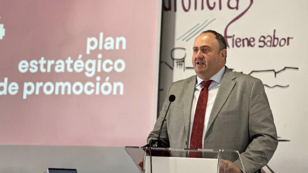 Julián Martínez Lizán, consejero de Agricultura, Ganadería y Desarrollo Rural. Foto: JCCM.