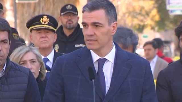El presidente del Gobierno, Pedro Sánchez, durante su comparecencia ante los medios el viernes en Valencia.