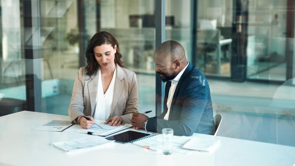 Dos profesionales, charlando.