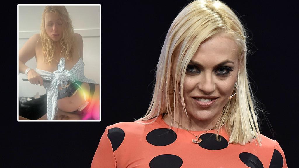 Daniela Blume en un fotomontaje de EL ESPAÑOL junto a una de las imágenes que ha compartido.